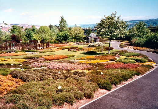 Cherrybank Gardens